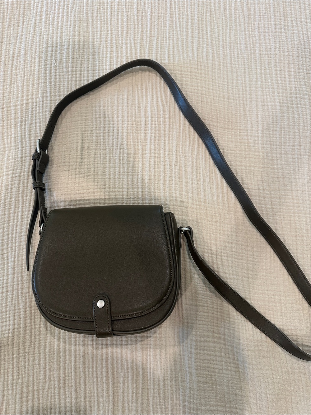 Old Navy Olive Green Saddle Crossbody Satchel